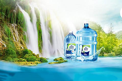 Питьевая вода ключи. Бутыль Люкс вода 19л. Реклама питьевой воды. Питьевая вода баннер. Бутилированная вода баннер.