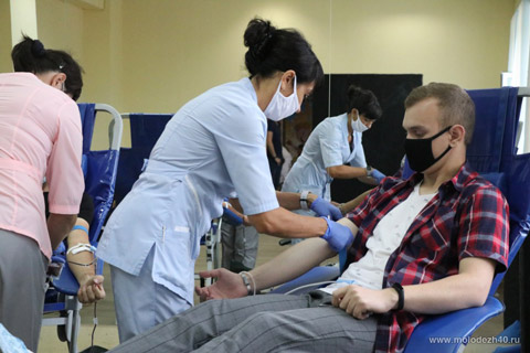 Молодежные активисты Калуги возобновили проведение донорских акций «Поделись жизнью»
