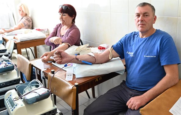 Авиастроители поделились кровью на благое дело