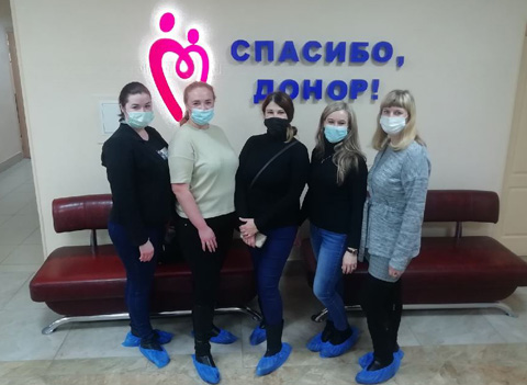 Сотрудники Территориального центра социальной помощи семье и детям Вологды приняли участие в донорской акции