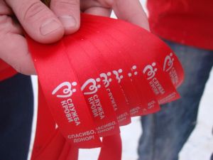 Сотрудники ГИБДД Карелии сдали кровь в честь дня памяти жертв ДТП