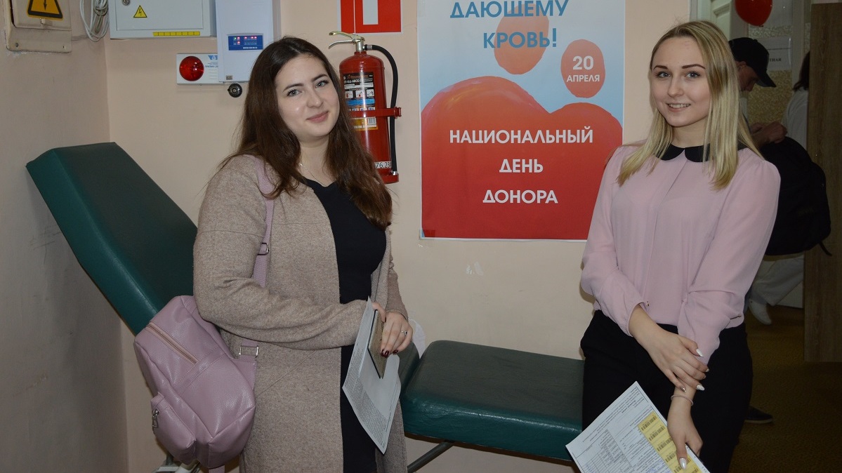 Ялтинцы поделились своей кровью 