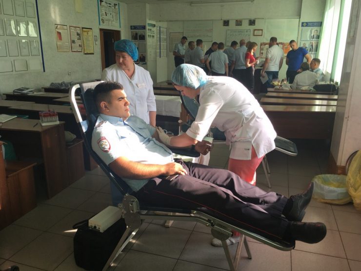 Госавтоинспекторы Новокузнецка пополнили банк крови
