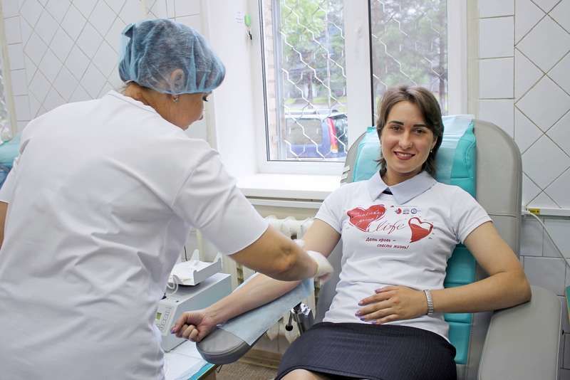Авиастроители организовали акцию «Спасибо, донор!»