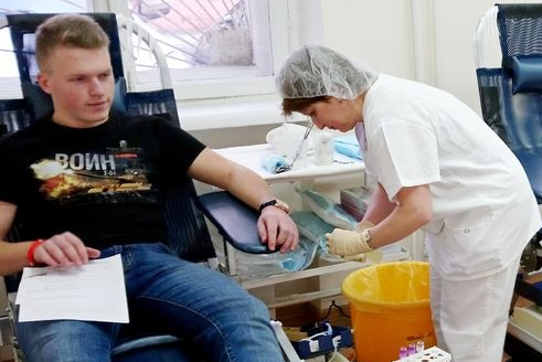 Будущие юристы пополнили ряды доноров Вологды
